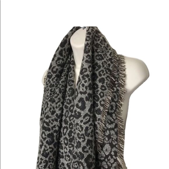 Merona Large Oversized Animal Print Leopard Scarf Wrap NWT - Picture 4 of 15